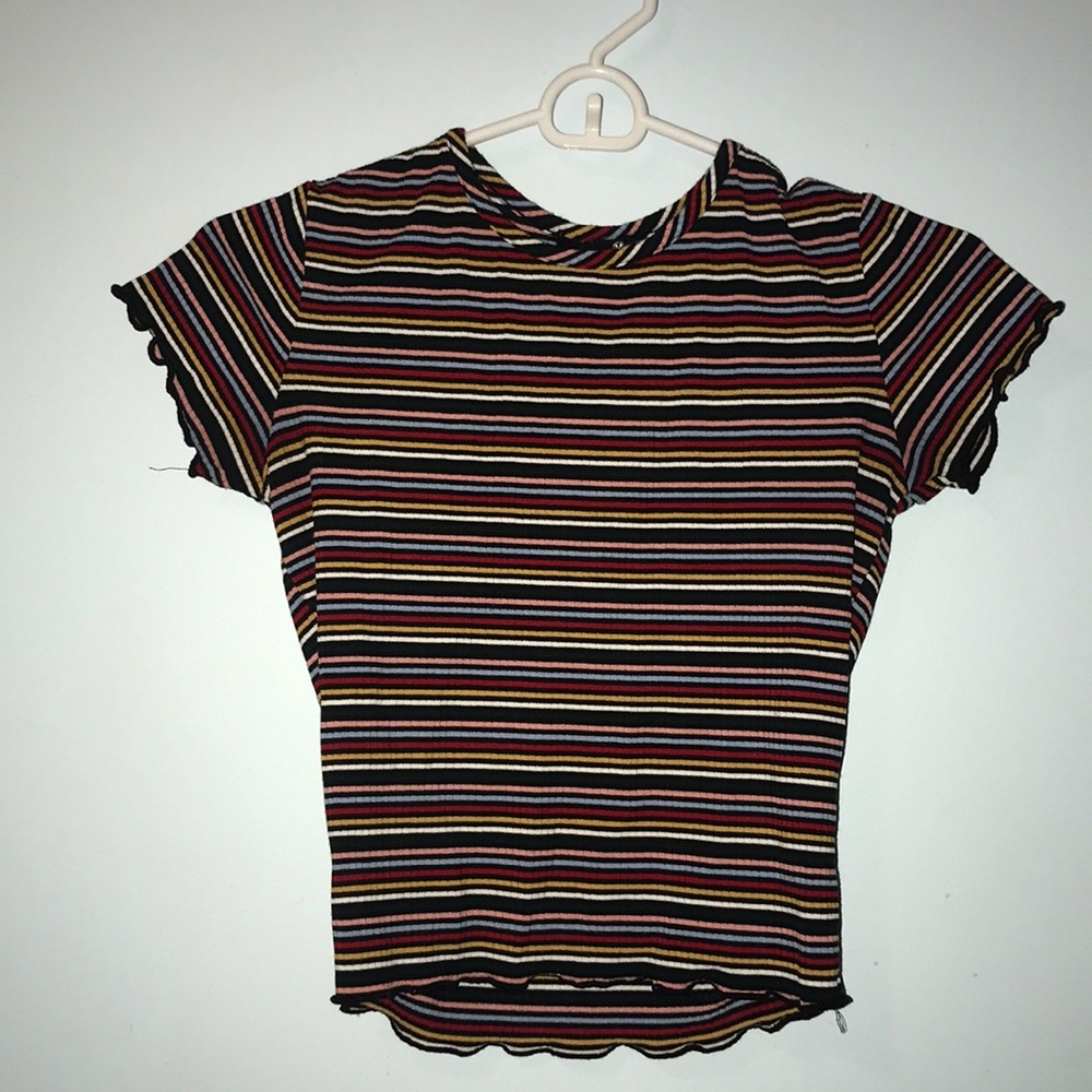 STRIPPED CROPTOP